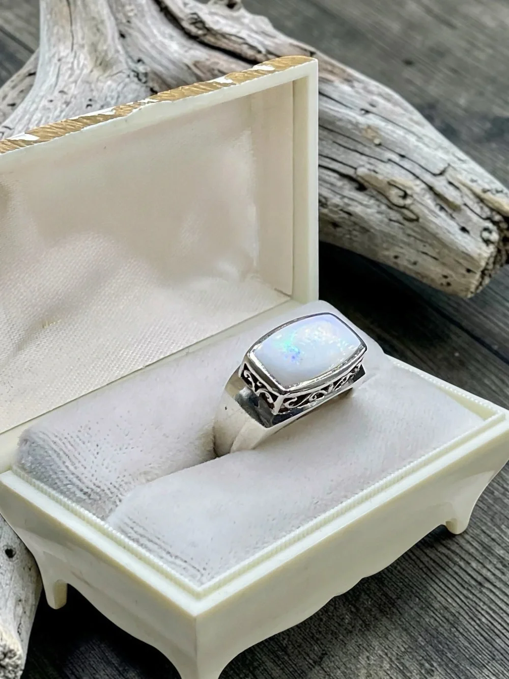 🌺Vintage Sterling & Mother of Pearl Ring
